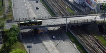 В Киеве почти на год закроют мост на Дарнице: опубликована схема объезда