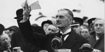 “Вонь умиротворения”, – экс-министр обороны Британии предупредил о “новом Мюнхенском сговоре”