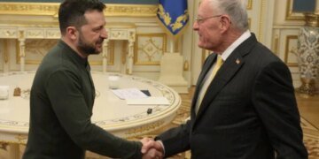Украина готова к сделке с США: Зеленский после встречи с Келлогом заявил о “действительно полезном” разговоре