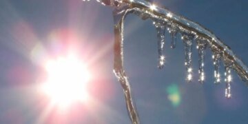 Неделя начнется с хаоса в погоде: от весенних +5 до морозных -12