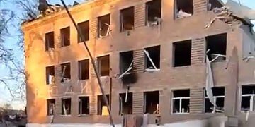 Росіян зі зруйнованого в Суджі інтернату вивезли в Україну