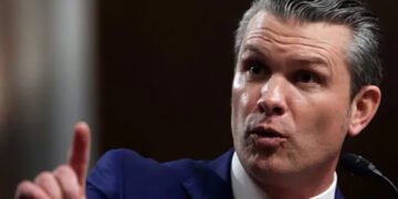 США не вірять, що членство України в НАТО є реалістичним результатом мирної угоди, – глава Пентагону