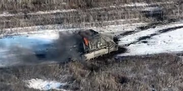 Українські десантники відбили ворожий штурм на Харківщині: РФ втратила танк і три ББМ. ВІДЕО