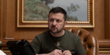 Росія може розпочати вторгнення до двох країн НАТО 2025 року – Зеленський