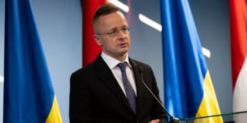 Венгрия пригрозила наложить вето на расширение санкций против России