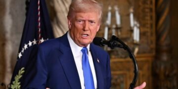 Трамп отверг претензии Киева по поводу исключения Украины из переговоров в Саудовской Аравии