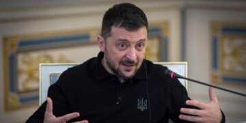 Зеленский назвал опасными переговоры Трампа и Путина без Украины