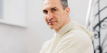«У нього феноменальна форма, але…» – чи зможе Кличко перемогти Усіка та Дюбуа