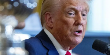 Питання про Україну та розділило Республіканську партію, але Трамп не збирається відступати, – The Hill