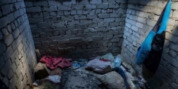 Amnesty International: Российские власти нарушают международно-правовые стандарты гуманного обращения во время войны