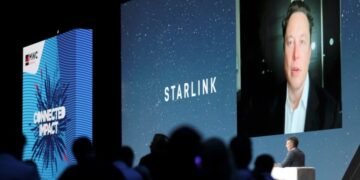 Илон Маск: Starlink никогда не отключит свои терминалы в Украине