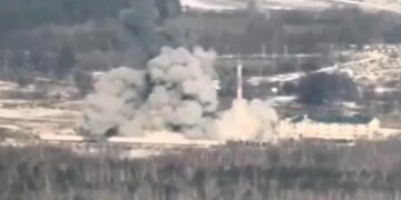Украинская авиация разбомбила позиции ФСБ РФ в Брянской области: Генштаб показал ВИДЕО