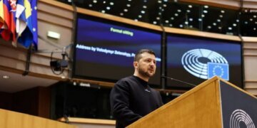 Зеленский будет участвовать в саммите ЕС