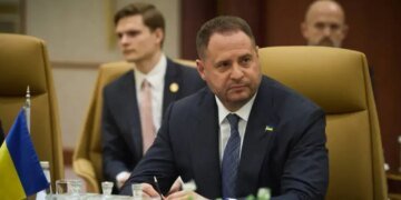 “Замороженного конфликта не будет”, –  Ермак озвучил переговорные позиции США и Украины