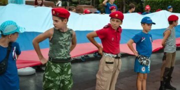 В россии хотят готовить детей к войне с пятого класса школы