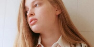 «Я не хочу быть с ним связана», – дочь Илона Маска назвала отца «жалким»