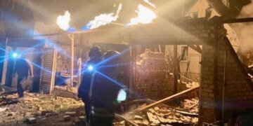 РФ атаковала Запорожье: зафиксирован пожар, ранена женщина. ФОТО. ВИДЕО