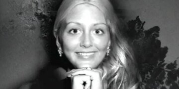 В США умерла автор серии “Дневники вампира”