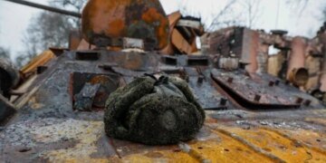Мариуполь тонет в крови оккупантов: госпиталь не справляется, новых бросают в бой. ВИДЕО