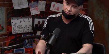 “Те, що я пишу українською – подобається”: Данилко відповів, чи хоче повернутися на сцену як гуморист і висловився про переклади своїх пісень