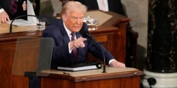 Трамп заявил, что Украина готова к мирным переговорам