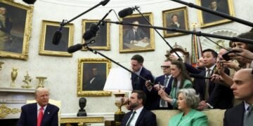 Трамп: переговорщики уже на пути в Россию