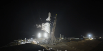 SpaceX запустила секретну місію NROL-57