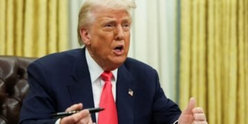 Трамп: Украина и Россия в конце концов заключат соглашение о перемирии