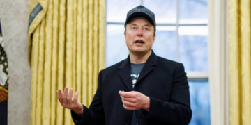 Маск: Starlink ніколи не вимкнуть в Україні