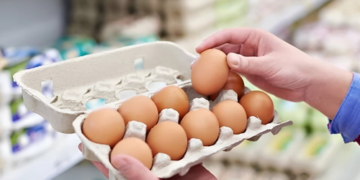 Коли подешевшають яйця: прогноз експерта