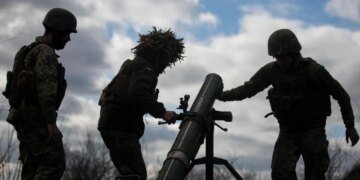 Оккупанты пытались прорваться на мотоциклах: потери россиян после провала атаки. ВИДЕО
