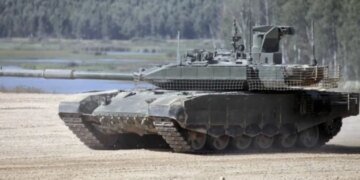 Украинские бойцы поразили два российских танка и УАЗ. ВИДЕО