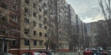 Россияне ударили дронами по Краматорску: повреждены жилые дома