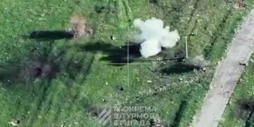 “Мясо без продвижения”: Третья штурмовая уничтожила полбатальона РФ за день на Луганщине. ВИДЕО