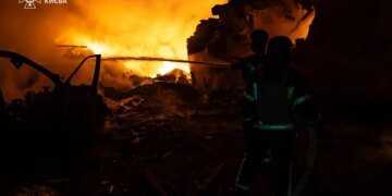Количество раненых в Киеве растет: последствия ночной атаки РФ