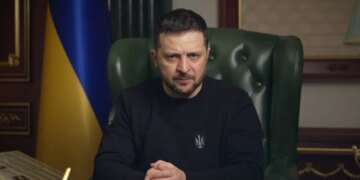 Зеленский: Украина готова купить большой пакет помощи от США