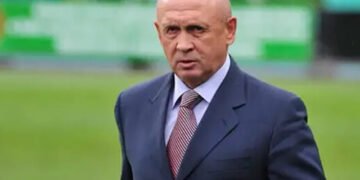 “Подивіться, хто грає в їхньому чемпіонаті”: легендарний тренер пояснив, чому ФІФА та УЄФА хочуть повернути Росію у футбол