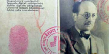 Аргентина розсекретила понад 1850 документів про нацистів, які втекли в країну