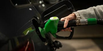 “‎Це буде смерть машинам”‎: експерт розповів, де не варто купувати бензин з 1 травня