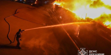ДСНС показала наслідки дроновї атаки ворога на Одесу 