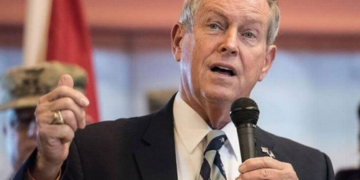 “Фальшиве перемир’я”: конгресмен-республіканець розкритикував великодню ініциативу Путіна