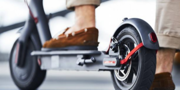 У Німеччині вибухнув електросамокат, п’ятеро людей зазнали поранень