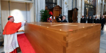 Папу Римського Франциска поховали