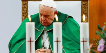 Українці ображені на покійного Папу Франциска через його заяви про війну, – Reuters