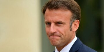 Макрон признался, сколько миротворцев могут прибыть в Украину