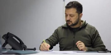 Зеленский подписал закон о ратификации соглашения о недрах  с США