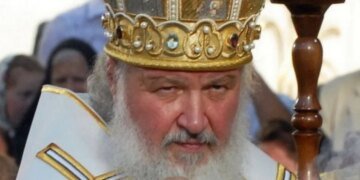 Патриарх Кирилл носит украденную в Киеве панагию. ФОТО