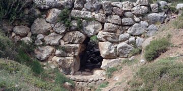 Найстаріший працюючий міст у світі стоїть уже понад 3300 років