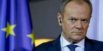 Туск поскаржився на важкі часи: український військовий жорстко відповів усій Європі