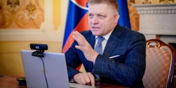 Фіцо розкритикував план відмови від газу з Росії